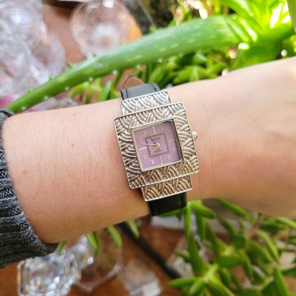 Classic Terner Quartz Watch - Picture 7 of 11